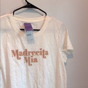 Doe. Medium Madrecita Mia Graphic T-Shirt